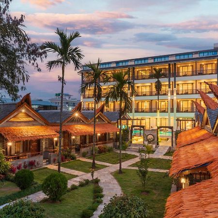 Lake View Resort Pokhara Esterno foto