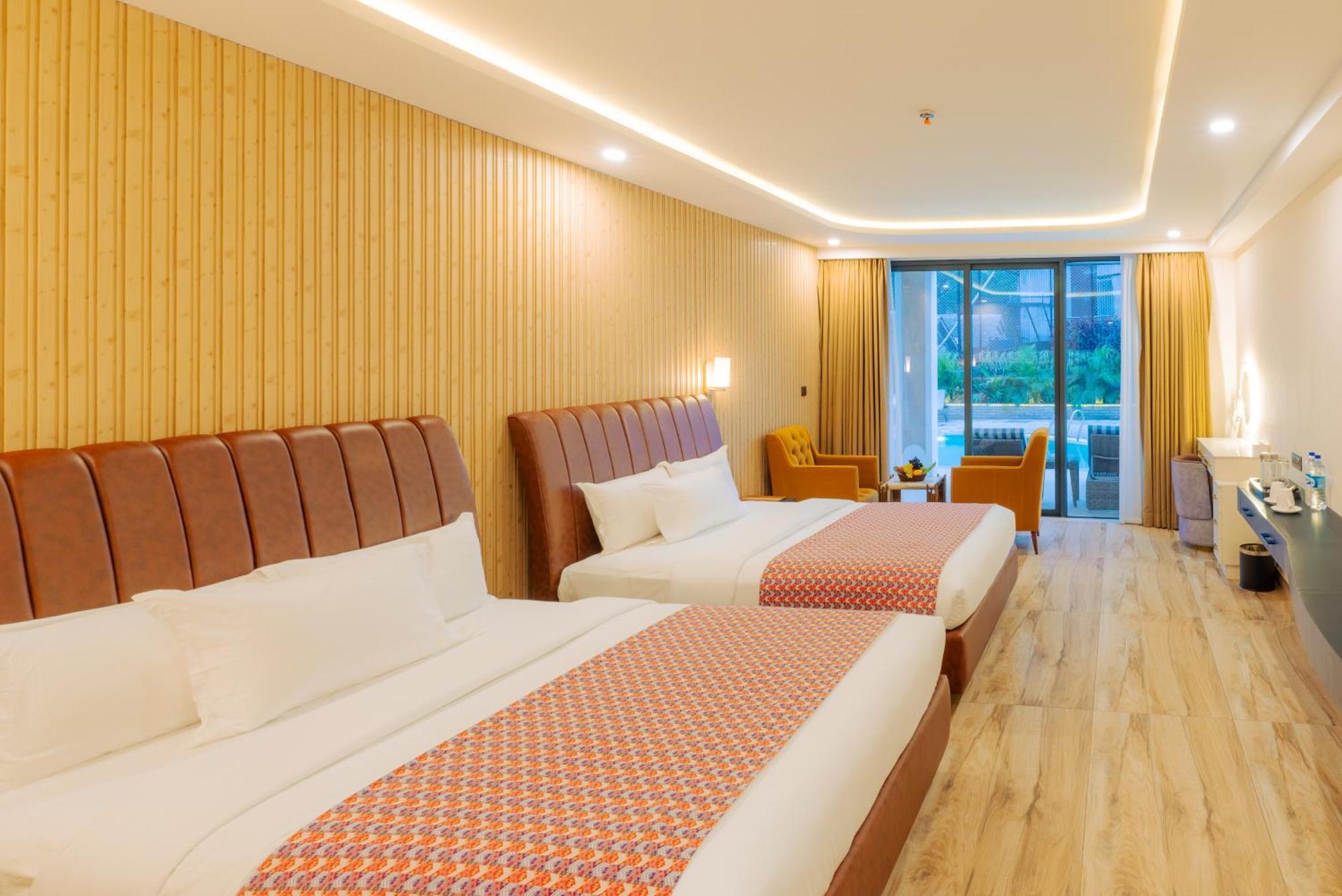 Lake View Resort Pokhara Esterno foto