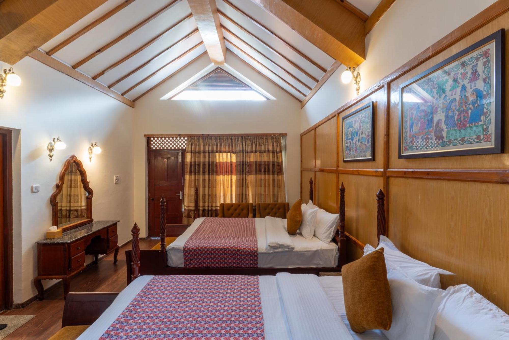 Lake View Resort Pokhara Esterno foto